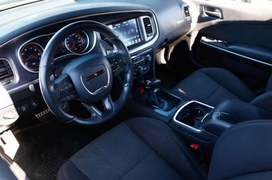 2017 Dodge Charger SRT & 392 7th Gen - Image 4 of 9