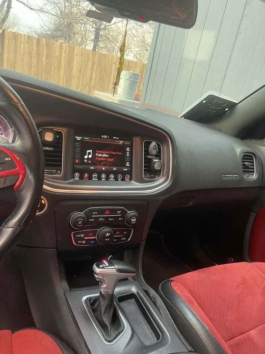 2017 Dodge Charger SRT & 392 7th Gen - Image 7 of 9