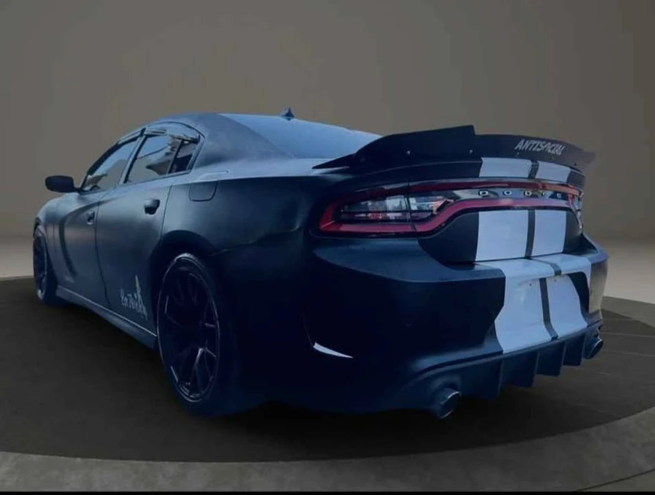 2017 Dodge Charger SRT & 392 7th Gen - Image 3 of 6