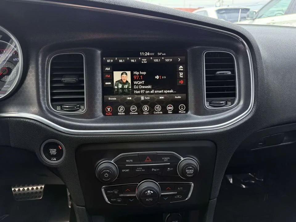 2017 Dodge Charger - Image 14 of 17