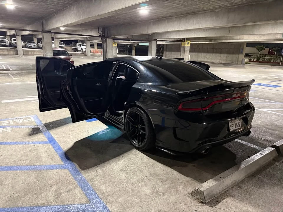2017 Dodge Charger SRT & 392 7th Gen - Image 2 of 10