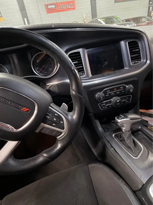 2017 Dodge Charger SRT & 392 7th Gen - Image 6 of 9