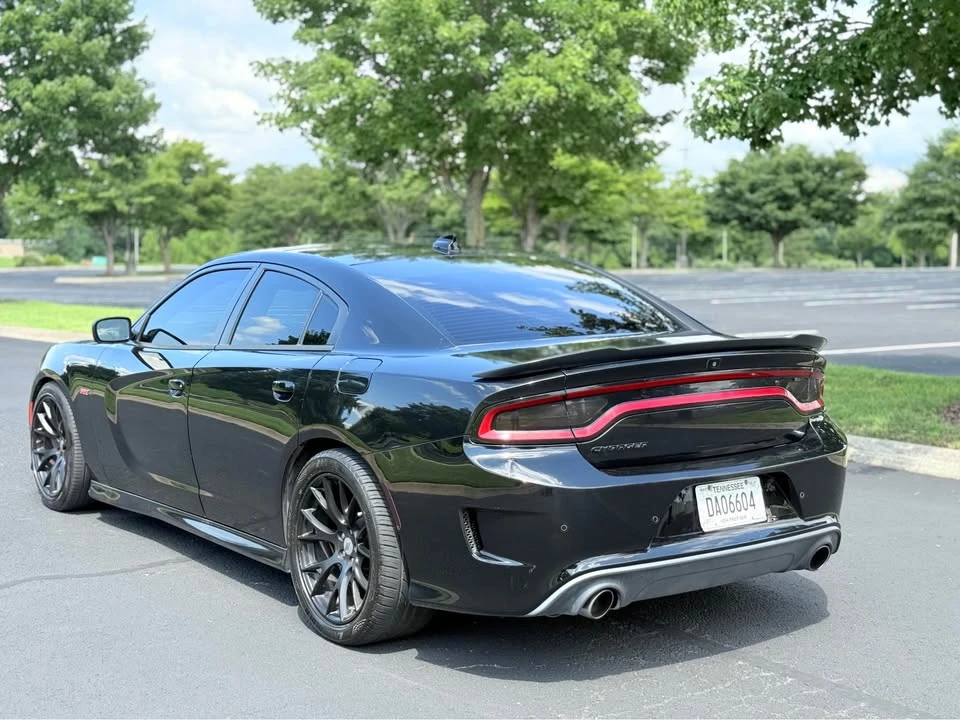 2017 Dodge Charger SRT & 392 7th Gen - Image 5 of 18