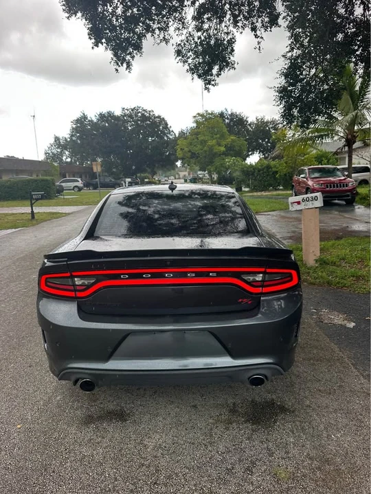 2017 Dodge Charger SRT & 392 7th Gen - Image 6 of 14