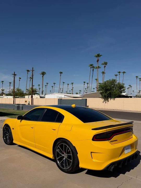 2017 Dodge Charger SRT & 392 7th Gen - Image 5 of 11