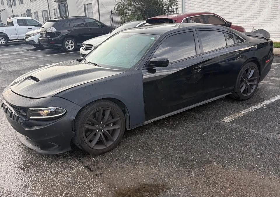 2017 Dodge Charger SRT & 392 7th Gen - Image 2 of 6