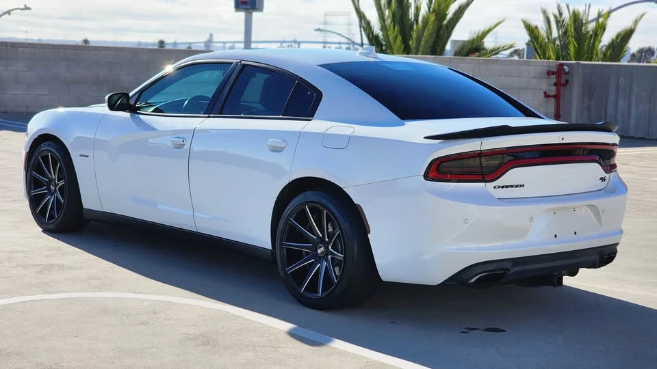 2017 Dodge Charger 7th Gen - Image 5 of 7