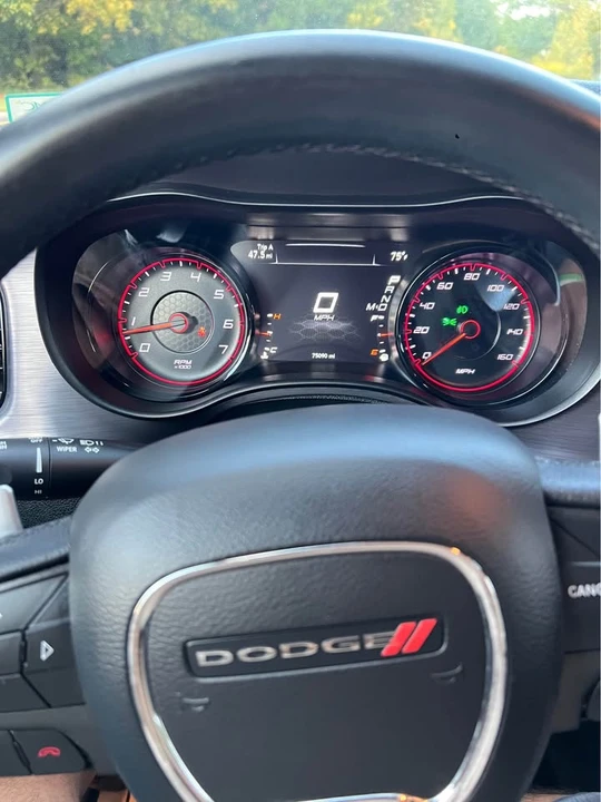 2017 Dodge Charger 7th Gen - Image 10 of 13