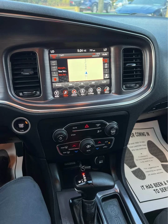2017 Dodge Charger 7th Gen - Image 11 of 13