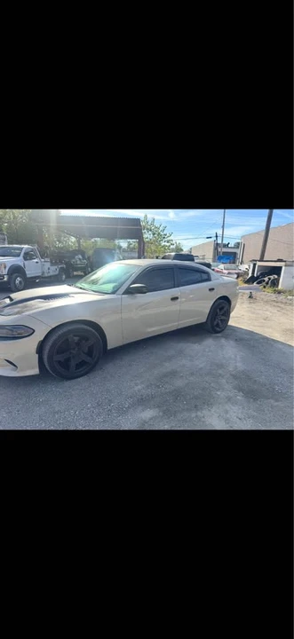 2017 Dodge Charger 7th Gen - Image 11 of 14