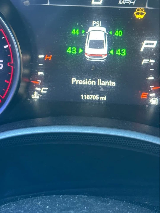 2017 Dodge Charger 7th Gen - Image 5 of 7