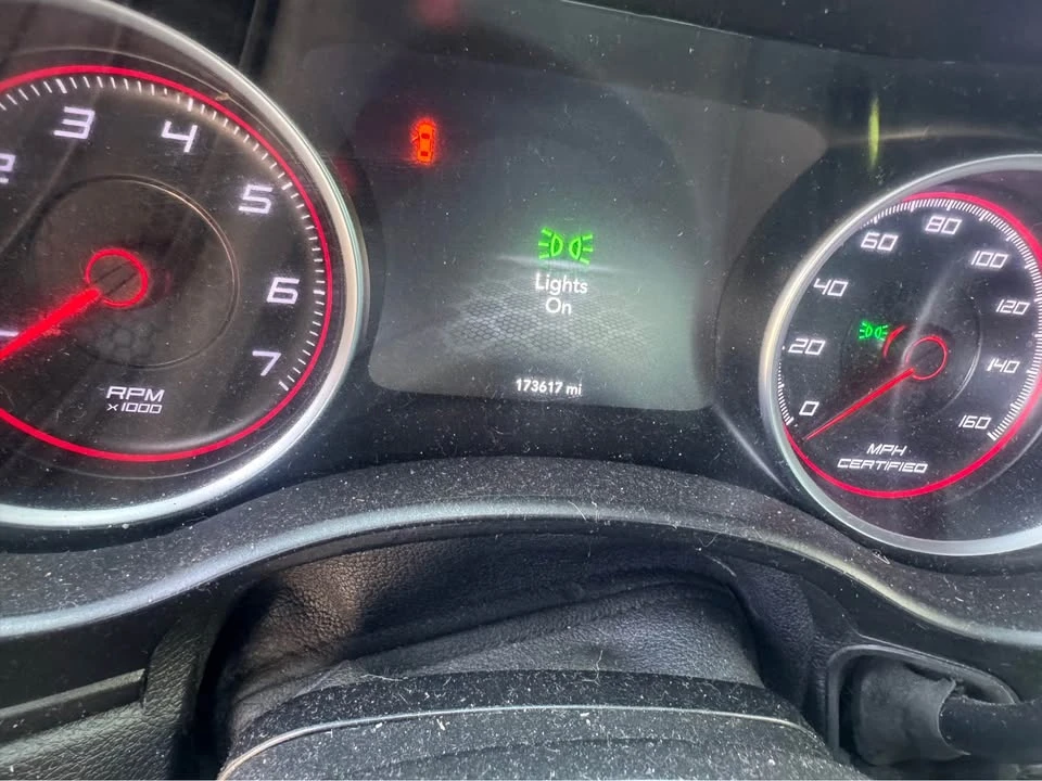2017 Dodge Charger 7th Gen - Image 9 of 10