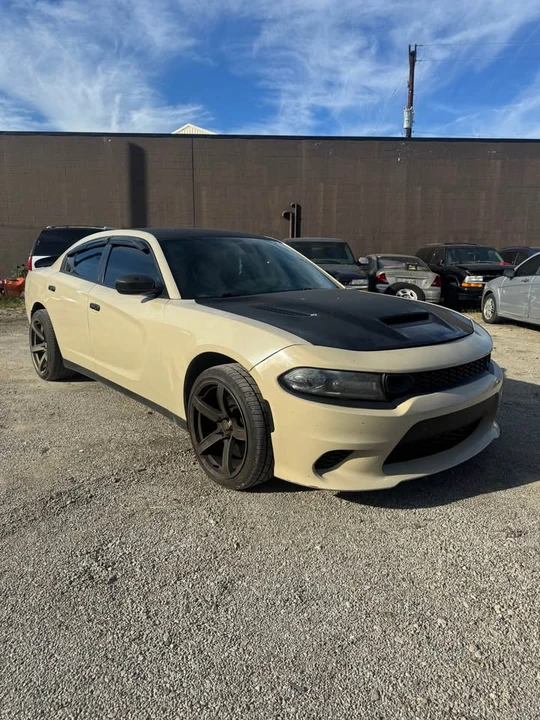 2017 Dodge Charger 7th Gen - Image 4 of 10
