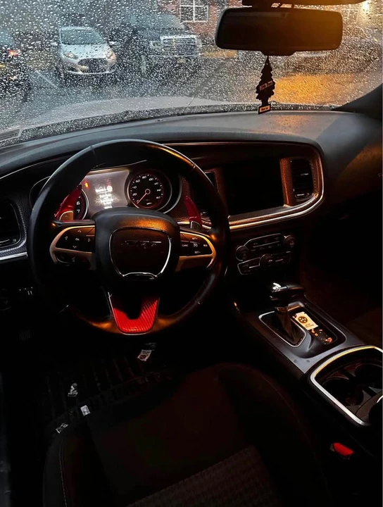 2017 Dodge Charger 7th Gen - Image 6 of 8