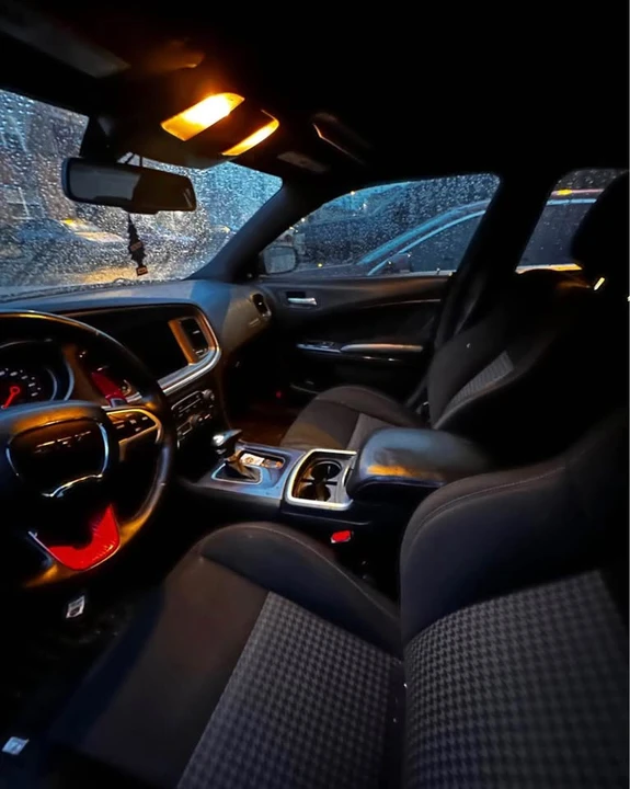 2017 Dodge Charger 7th Gen - Image 7 of 8