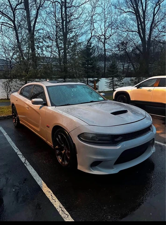 2017 Dodge Charger 7th Gen - Image 4 of 8