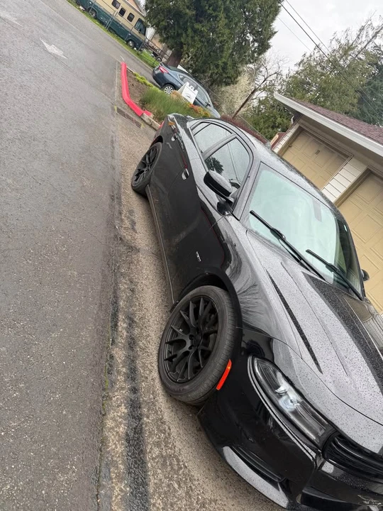 2017 Dodge Charger 7th Gen - Image 2 of 5