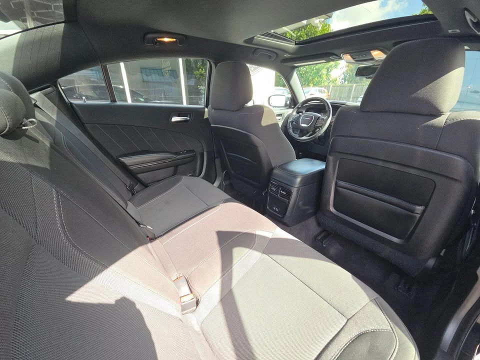 2017 Dodge Charger 7th Gen - Image 16 of 18
