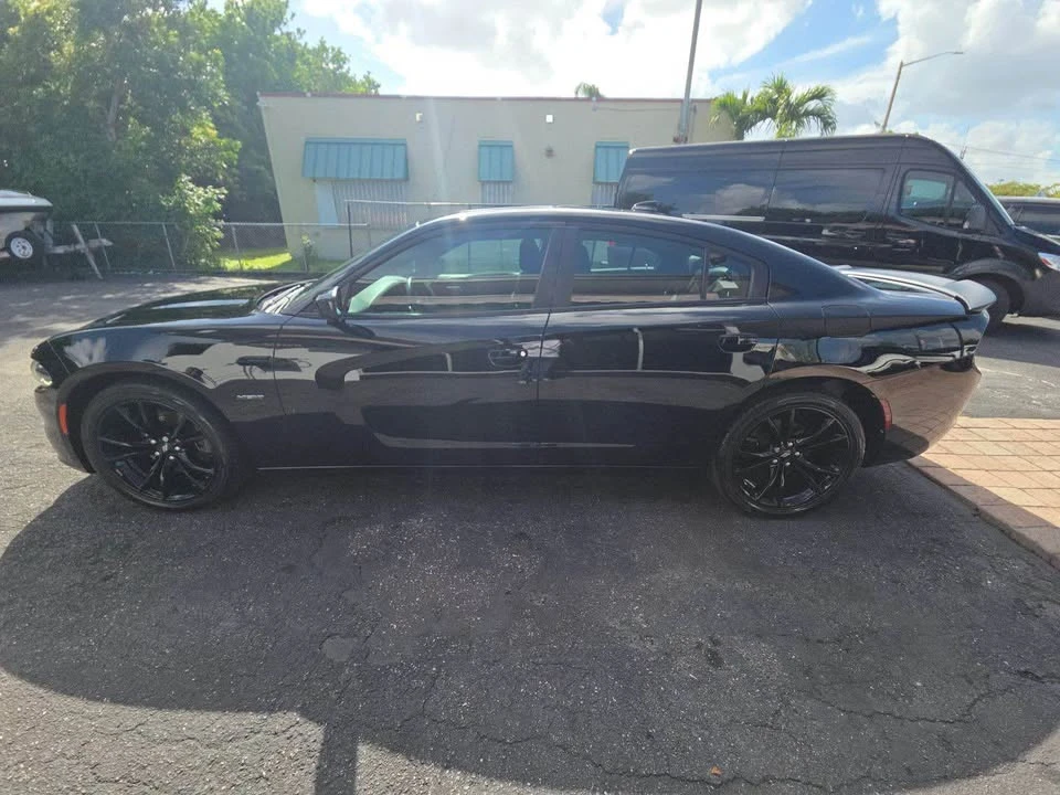 2017 Dodge Charger 7th Gen - Image 2 of 18