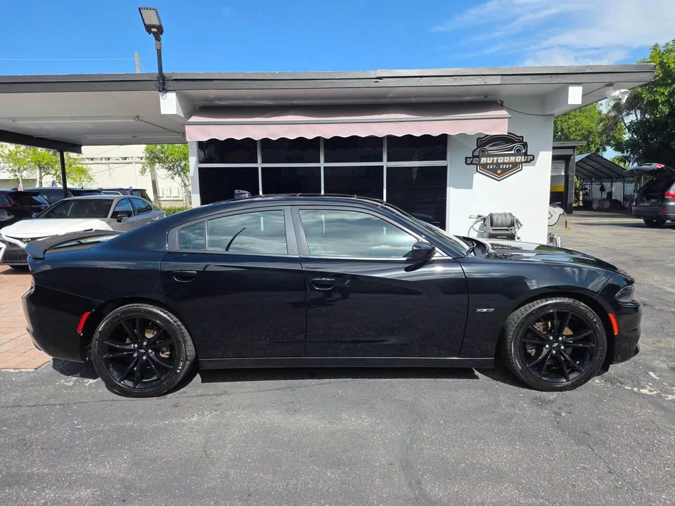 2017 Dodge Charger 7th Gen - Image 6 of 18