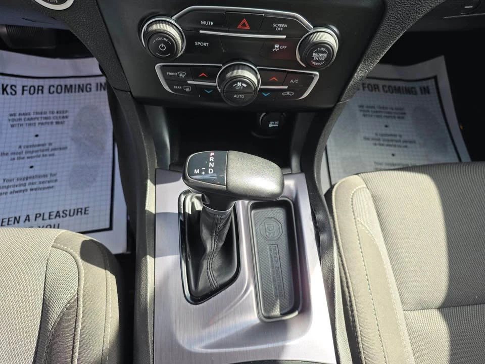 2017 Dodge Charger 7th Gen - Image 13 of 18