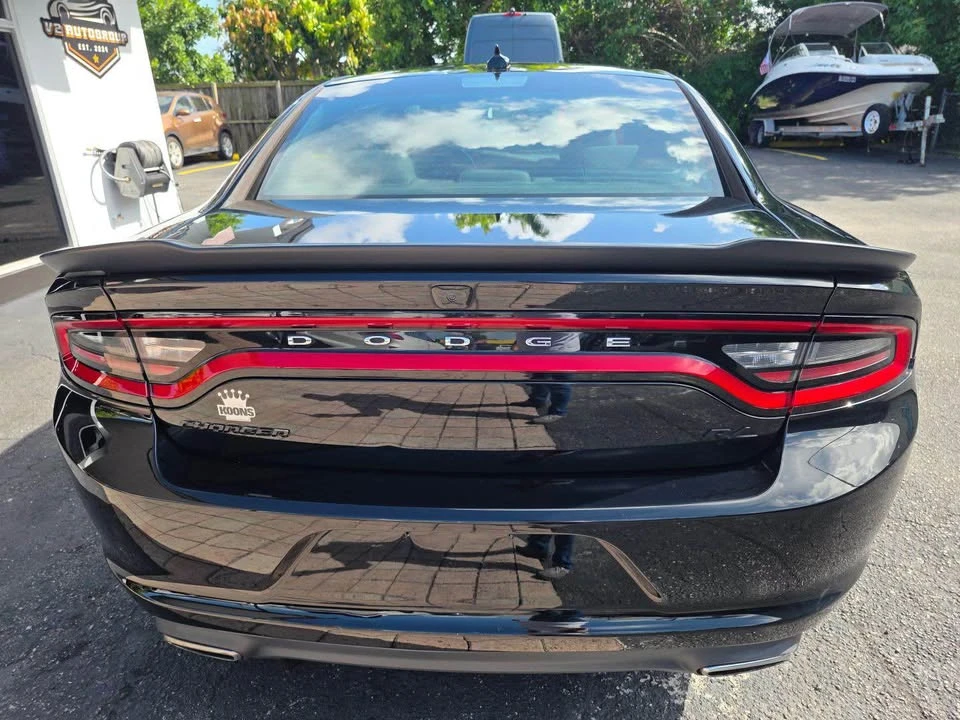 2017 Dodge Charger 7th Gen - Image 4 of 18
