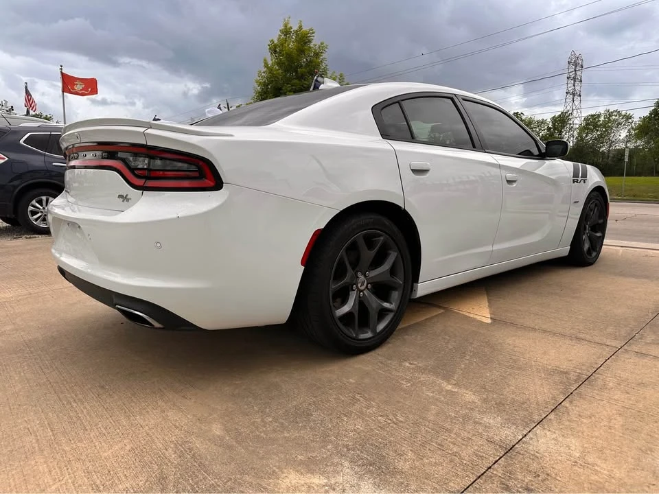 2017 Dodge Charger 7th Gen - Image 4 of 11