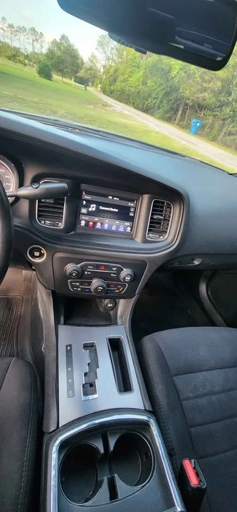2017 Dodge Charger 7th Gen - Image 8 of 12