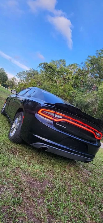 2017 Dodge Charger 7th Gen - Image 3 of 12