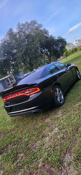 2017 Dodge Charger 7th Gen - Image 4 of 12