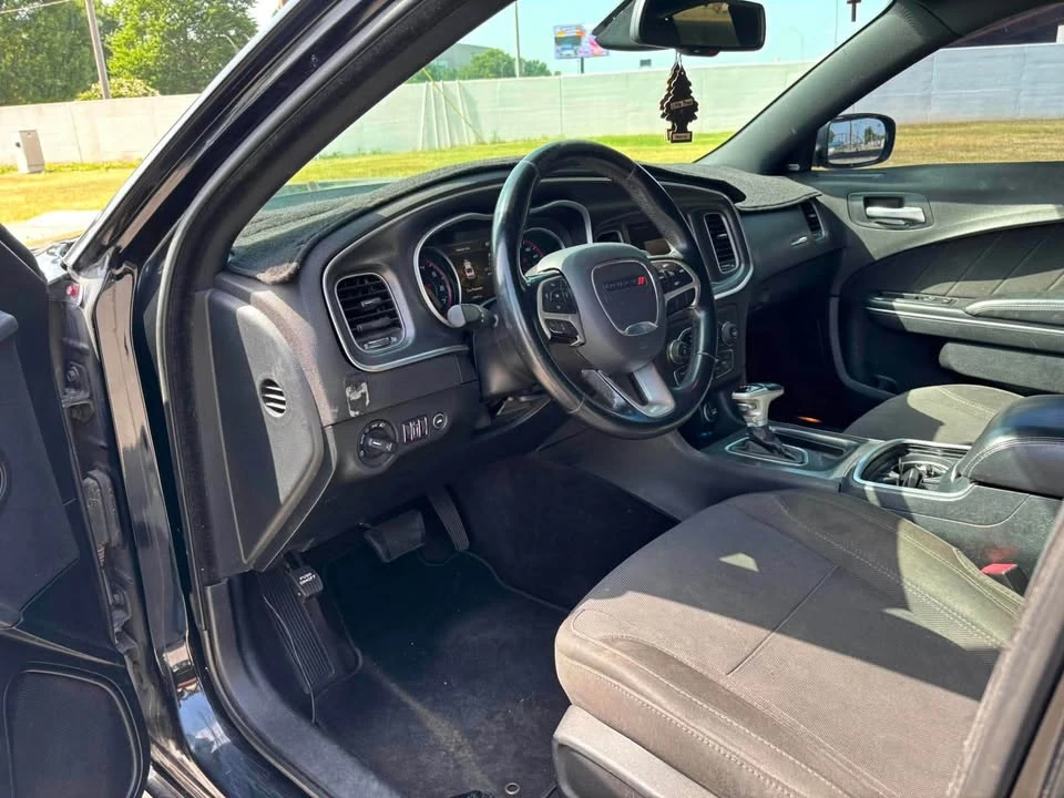 2017 Dodge Charger 7th Gen - Image 15 of 17