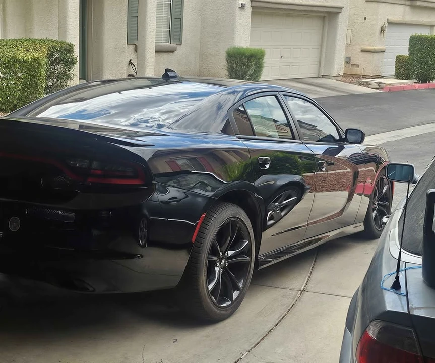 2017 Dodge Charger 7th Gen - Image 3 of 4