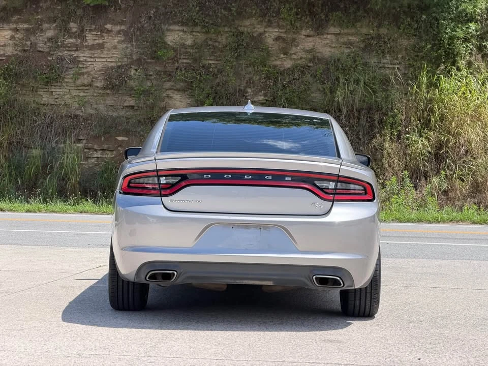 2017 Dodge Charger 7th Gen - Image 5 of 16