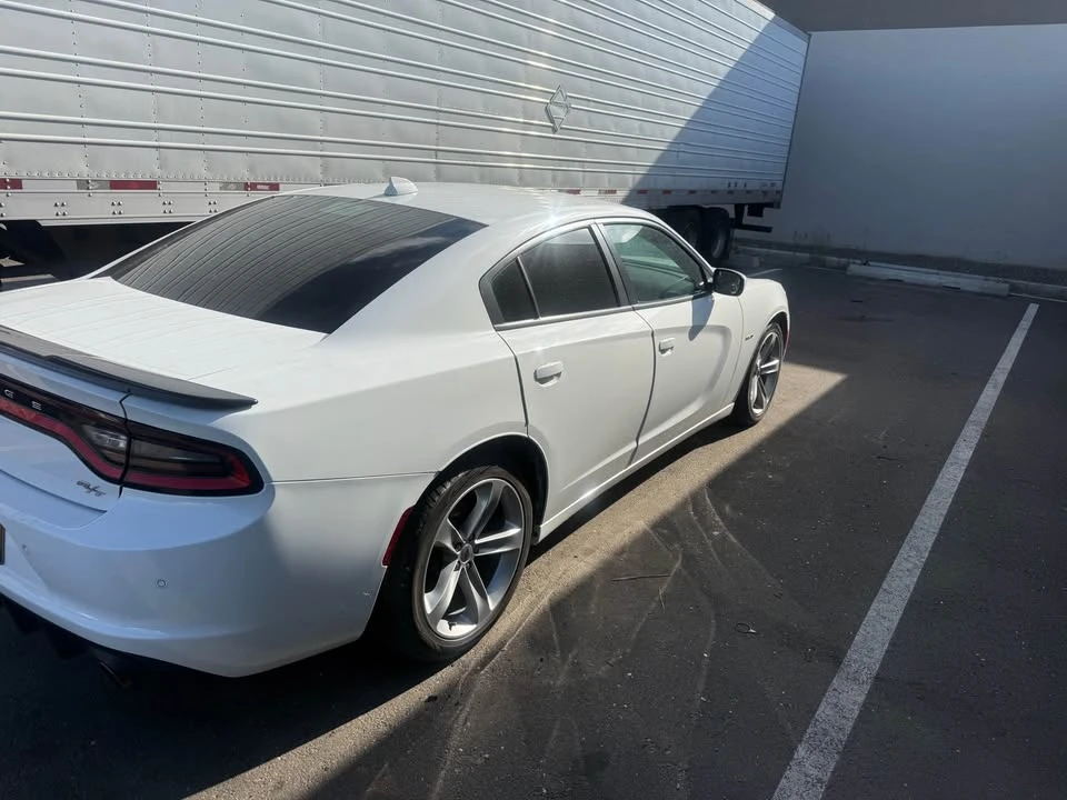 2017 Dodge Charger 7th Gen - Image 3 of 4