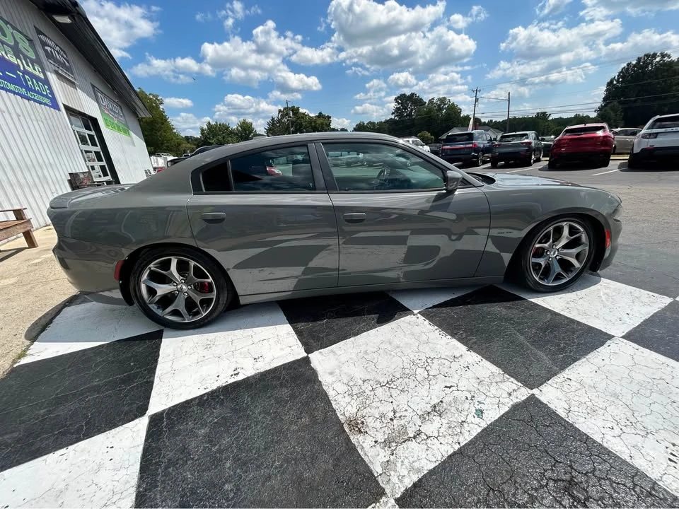2017 Dodge Charger 7th Gen - Image 2 of 8