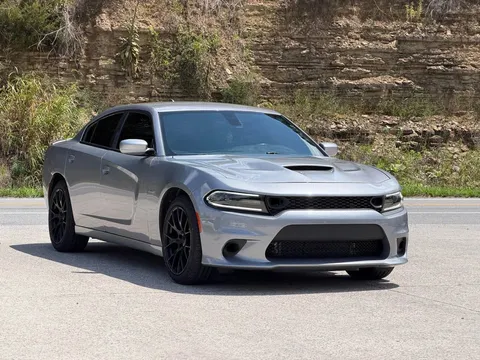 2017 Dodge Charger R/T Sedan 4D