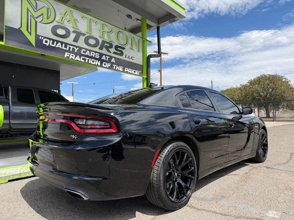 2017 Dodge Charger 7th Gen - Image 4 of 16