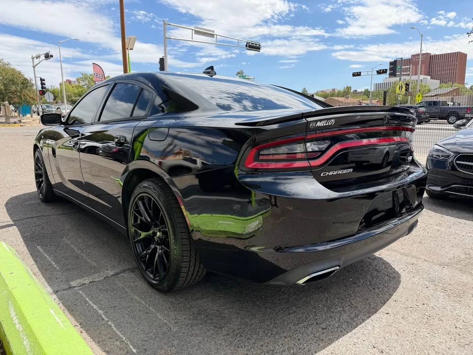 2017 Dodge Charger 7th Gen - Image 3 of 16