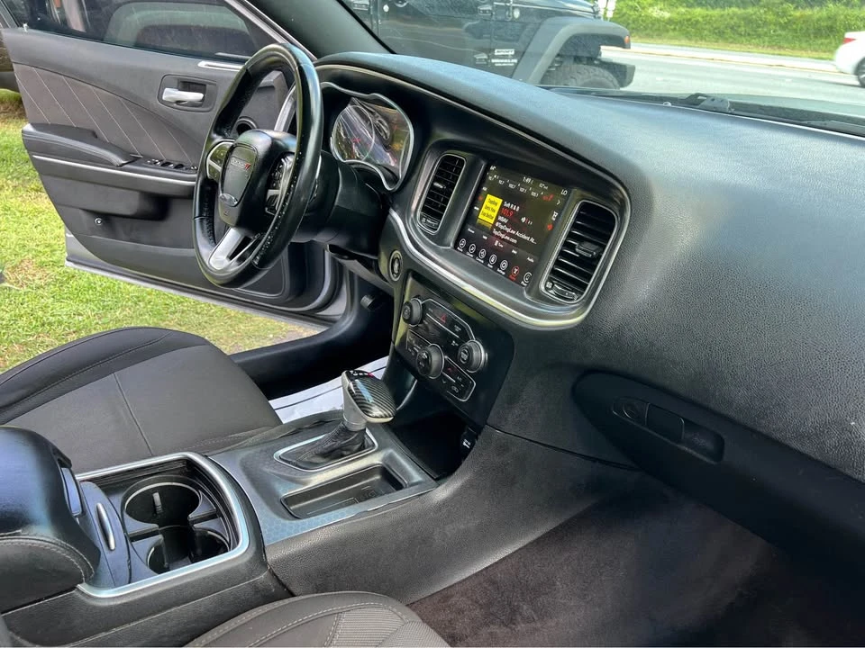 2017 Dodge Charger 7th Gen - Image 10 of 20