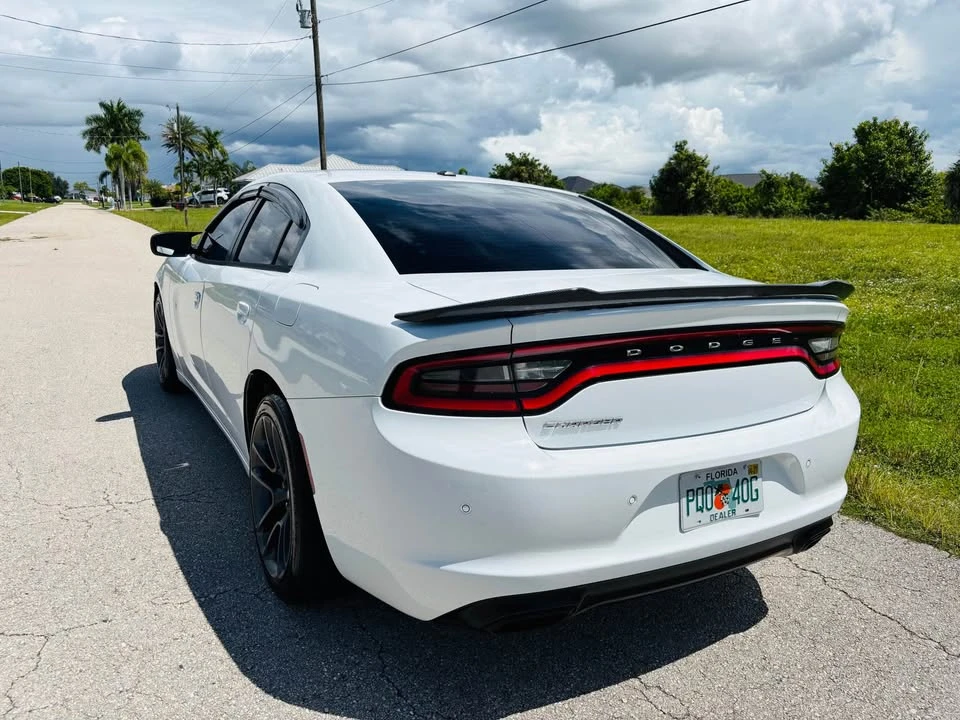 2017 Dodge Charger 7th Gen - Image 8 of 15