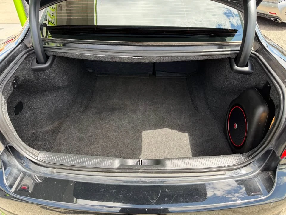 2017 Dodge Charger 7th Gen - Image 15 of 16