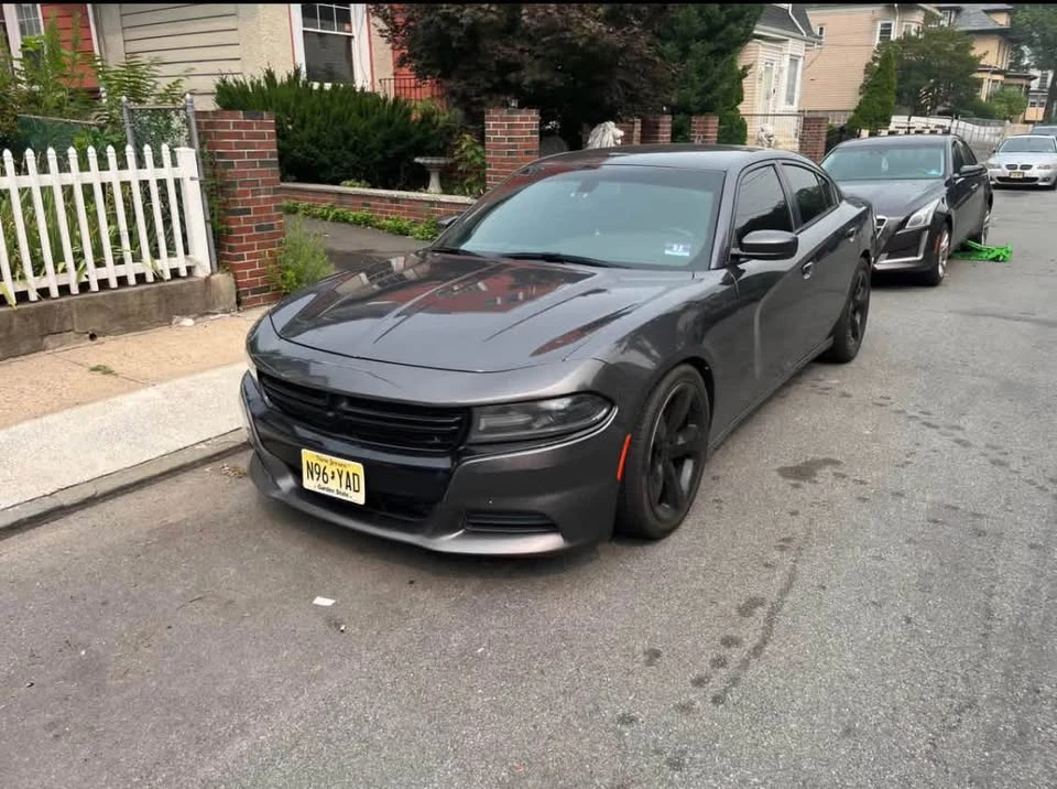 2017 Dodge Charger 7th Gen - Image 2 of 5