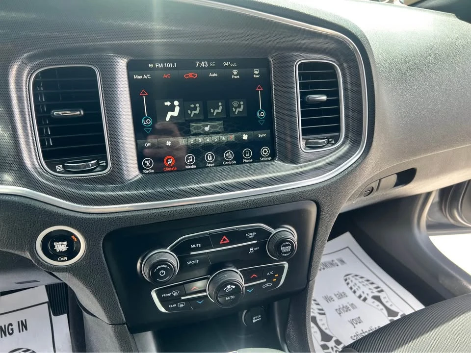 2017 Dodge Charger 7th Gen - Image 9 of 16