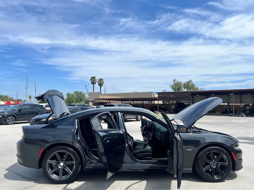 2017 Dodge Charger 7th Gen - Image 5 of 16