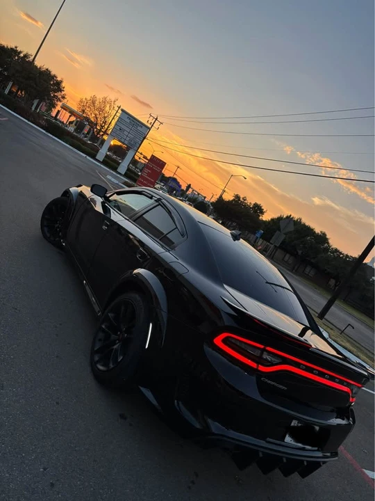 2017 Dodge Charger 7th Gen - Image 5 of 6