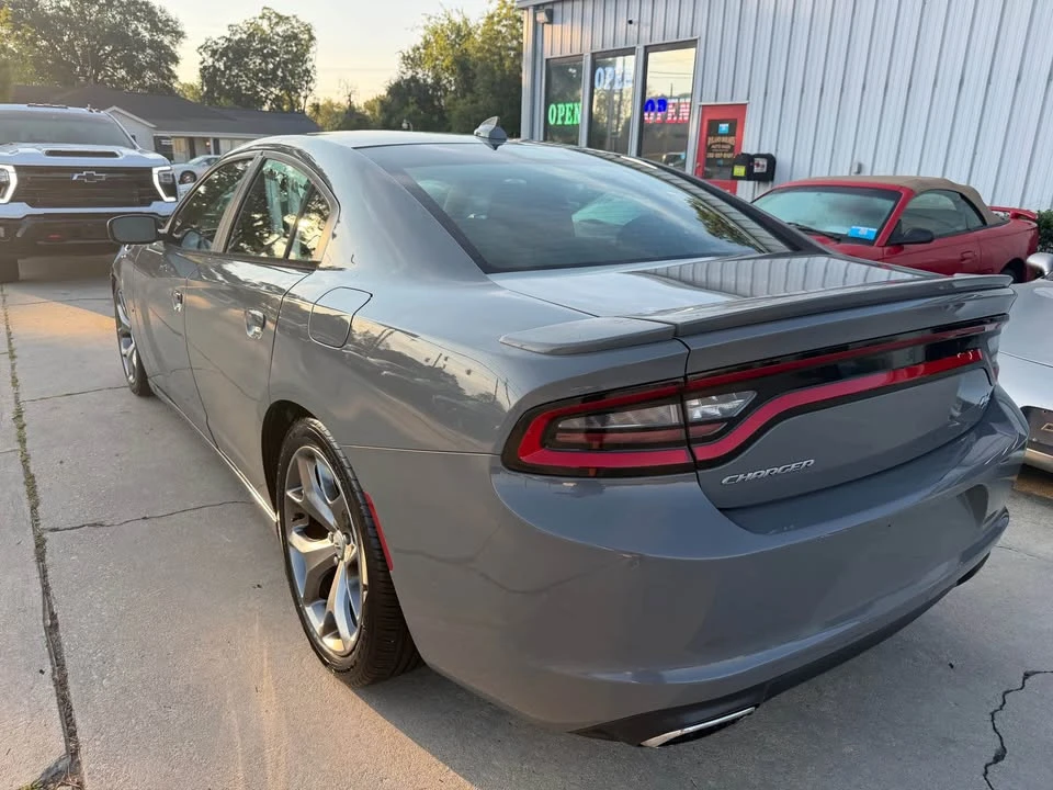 2017 Dodge Charger 7th Gen - Image 6 of 19