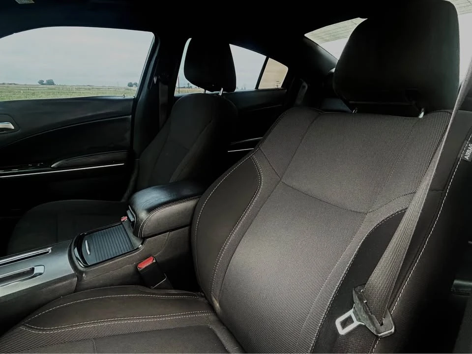 2017 Dodge Charger 7th Gen - Image 8 of 9