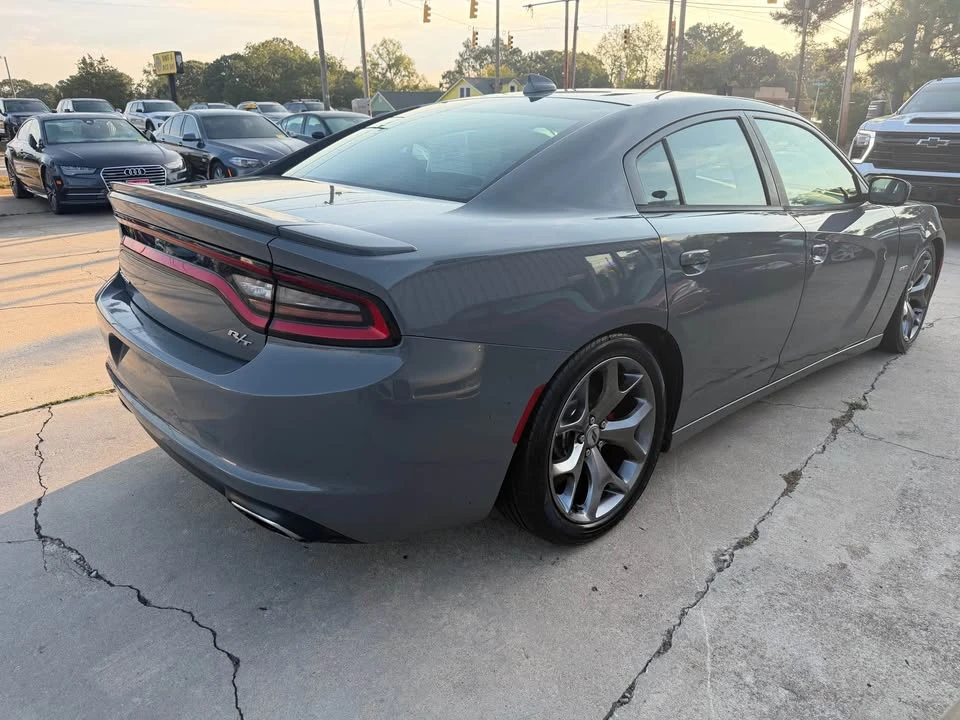 2017 Dodge Charger 7th Gen - Image 4 of 19