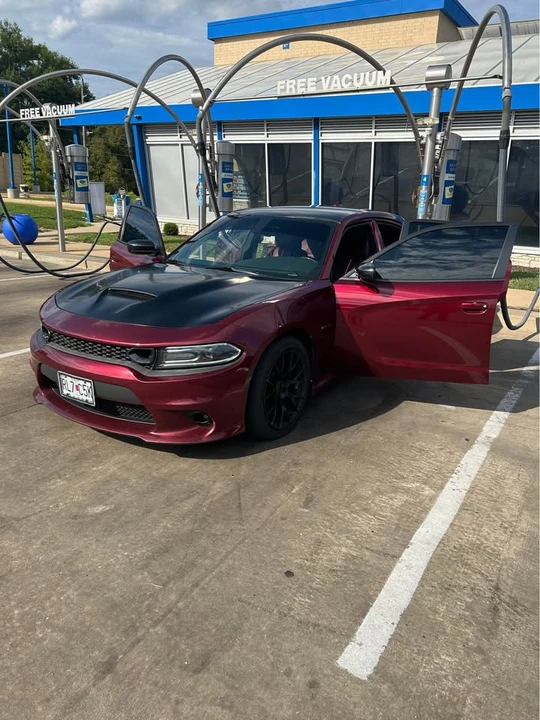 2017 Dodge Charger 7th Gen - Image 2 of 13