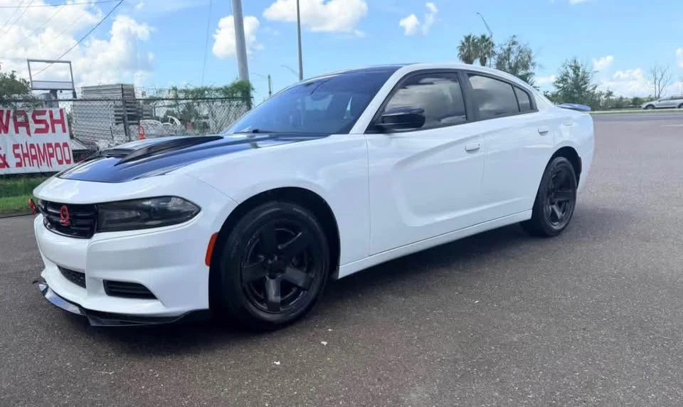 2017 Dodge Charger 7th Gen - Image 5 of 8